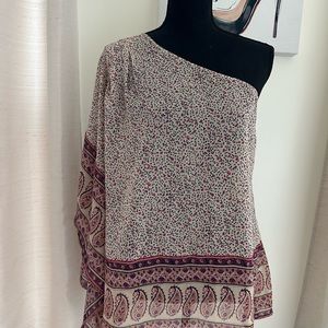 South moon under one should tunic, size medium